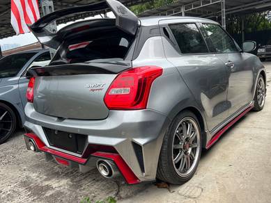 Suzuki Swift SPORT in Jalan Kuching, KUL