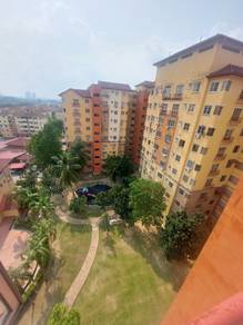 Apartment For Sale in Sri Tanjung