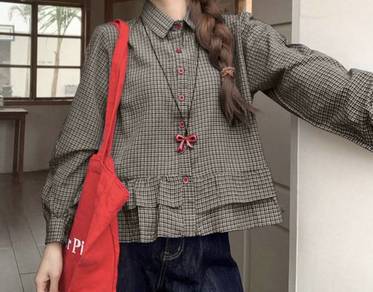 Women’s cropped shirt