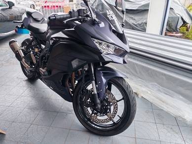 Kawasaki Ninja ZX-25R