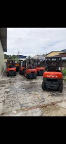 Toyota Forklift (Petrol.Diesel.Gas)