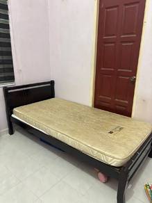 katil kayu solid