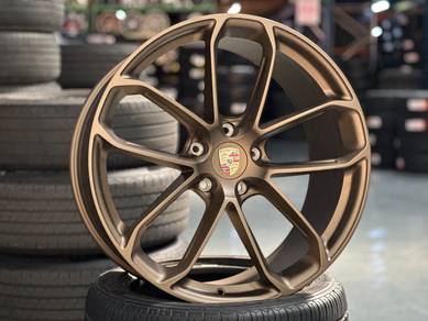 NEW 22 Porsche GTS Bronze Rim Cayenne S GTS Turbo