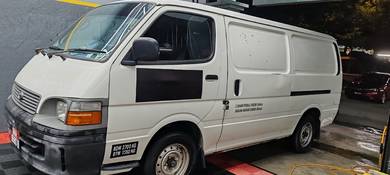 Toyota Hiace 3.0 Diesel Year 2005