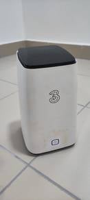 Zyxel 5G 4G sim simcard modem router (wired)