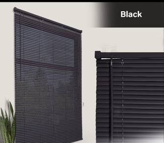 Brand New Venetian PVC Blinds (Black) – 6ft x 6ft