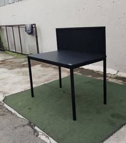 YD17AW Meja Tulis IKEA TARENDO Writing Table
