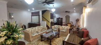 Semi-Detached House For Sale in Gombak,SGR