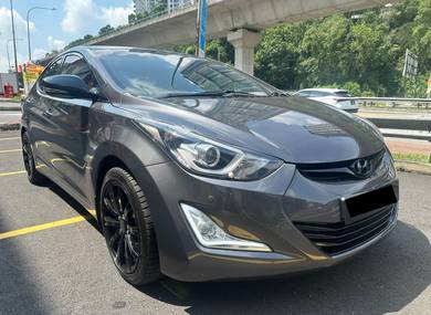 Hyundai Elantra PREMIUM in Puchong, SGR