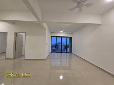 Condominium For Rent in Ideal Venice Residency