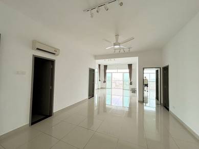 Condominium For Sale in Setia Pinnacle