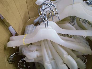 Hanger Dewasa 250 Btg Preloved