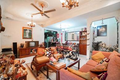 Apartment For Sale in Sri Puteri Apartment
