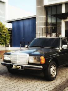 Mercedes Benz 200 in Pasir Gudang, JHR