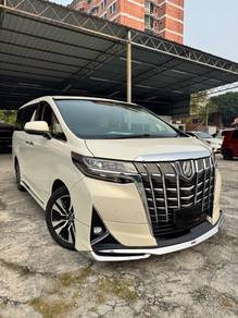 Toyota Alphard in Sungai Besi, KUL