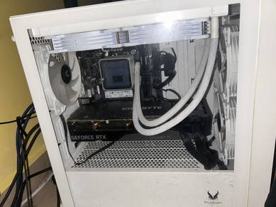 pc RTX3070 ( monitor + keyboard + dll)