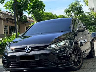 2019 Volkswagen Golf TSI R