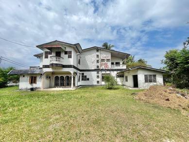 Bungalow House For Sale in Ampangan,NSN