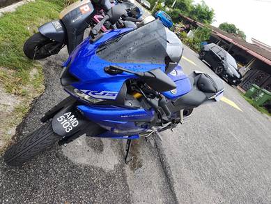Yamaha R15