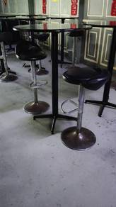 Pub table chair 