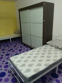 Room in Shah Alam, SGR