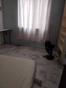 Room in Puchong, SGR