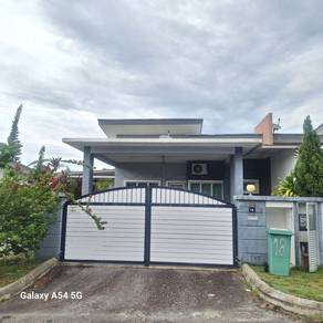 Semi-Detached House For Sale in Senawang,NSN