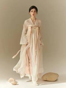 Traditional Hanfu Set / Chinese Cosplay Costume