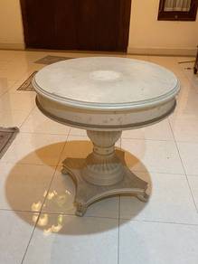 round table
