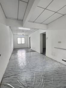 Flat For Rent in Santuary Court
