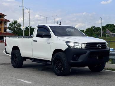 Toyota Hilux in Gombak, SGR