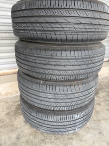 Tayar toyo 215/65/16 bunga 95% tahun 2023