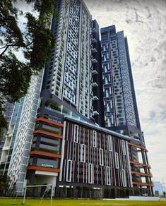 Condominium For Auction in SkyVogue