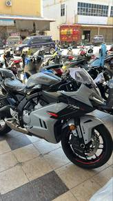 CFMOTO 675SR-R