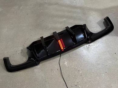 BMW F10 M5 Diffuser With Led Gloss Black B1010