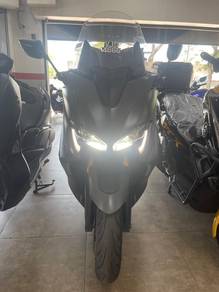 Yamaha TMAX