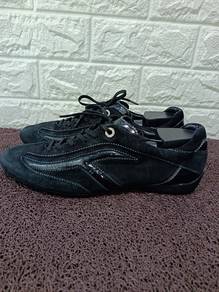 uk6.5 Tod's Black Suede Sneakers