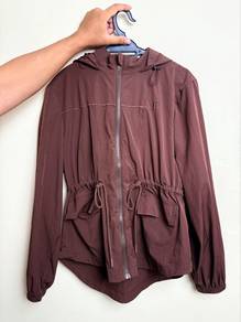 NADA NEO windbreaker top in dark brown
