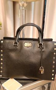Preloved Michael kors 