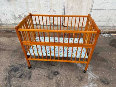 Solid Foldable Katil Baby Cot