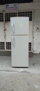 300L 2pintu peti ais sejuk jenama LG fridge