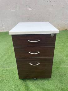 YE73R Laci Mobil 3 Drawer Mobile Pedestal