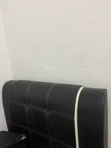 Single Bed/Katil Bujang