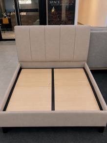katil baru solid wood queen size