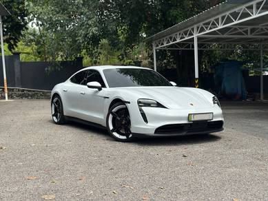 Porsche Taycan - in Damansara, KUL