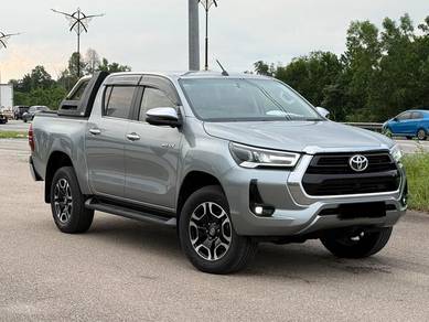 2021 Toyota Hilux V