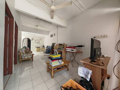 1-storey Terraced House For Sale in Karak,PHG