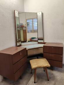 Vintage Furniture 