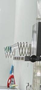 Wall-Mounted Retractable Drying Rack