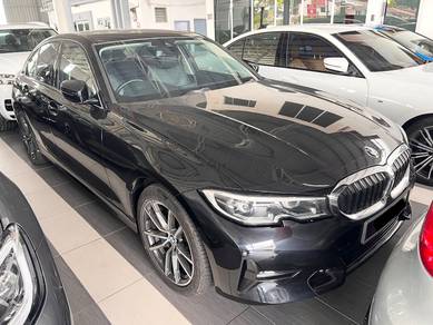 BMW 320i 20i SPORT in Johor Bahru, JHR